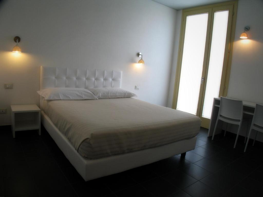 6 Porte Guesthouse Mantua Zimmer foto