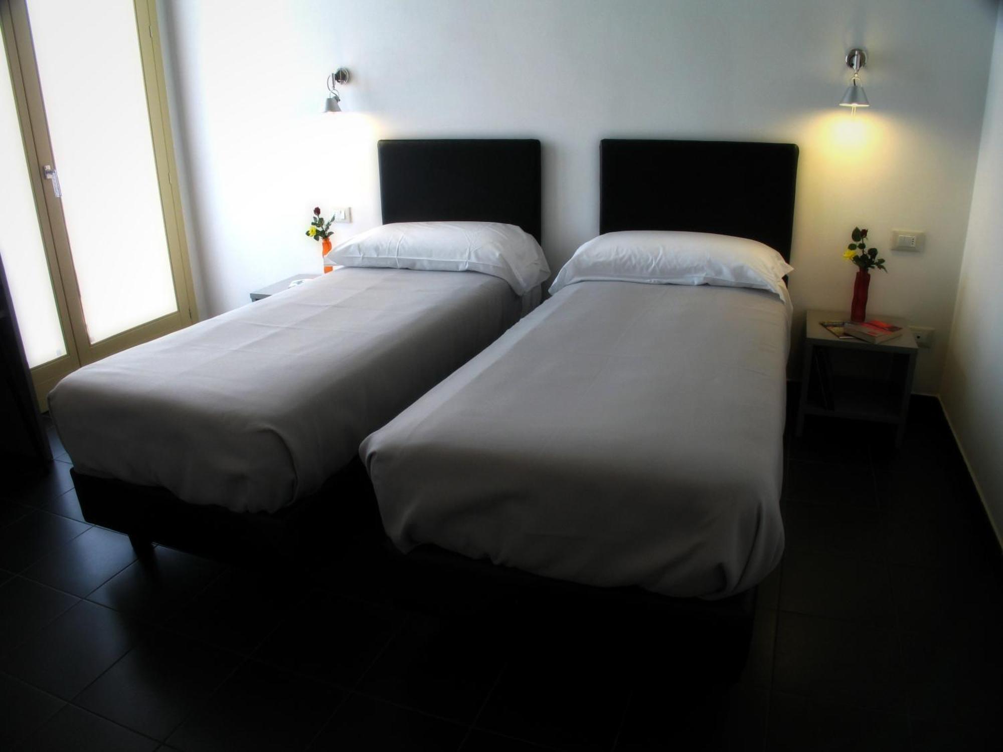 6 Porte Guesthouse Mantua Exterior foto